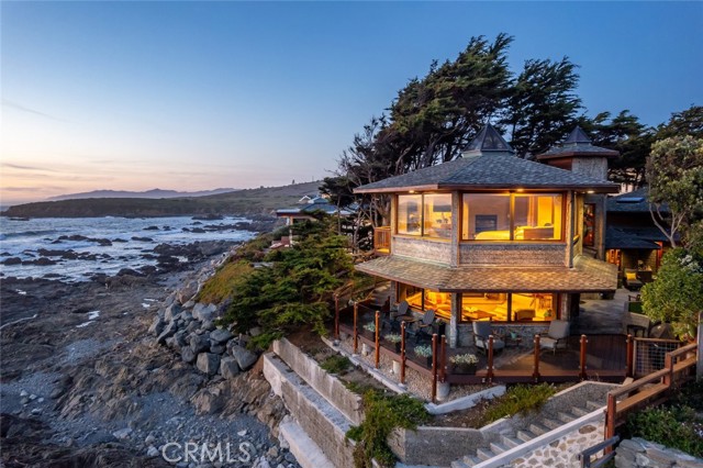 Detail Gallery Image 3 of 65 For 2431 Sherwood Drive, Cambria,  CA 93428 - 3 Beds | 4 Baths