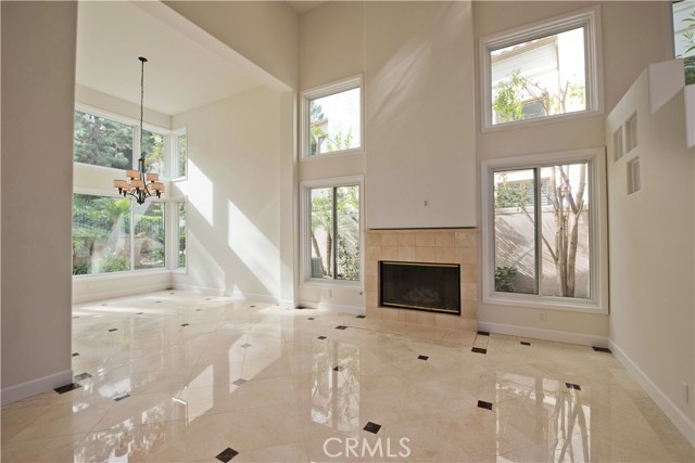 Detail Gallery Image 3 of 29 For 23170 Park Blanco, Calabasas,  CA 91302 - 4 Beds | 3/1 Baths