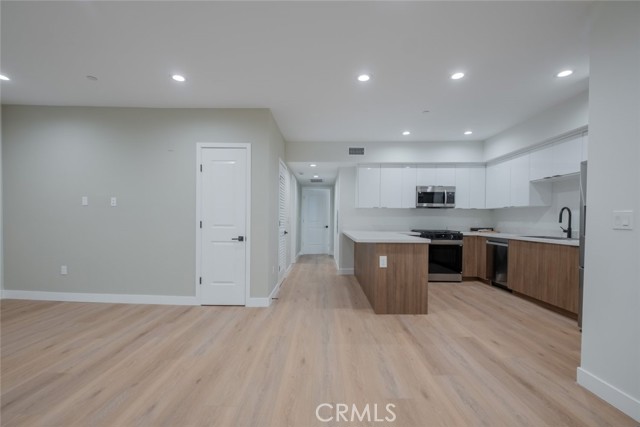 10218 Fernglen, Tujunga CA: https://media.crmls.org/medias/a2b06cd4-f3f6-4c9b-b8b0-5141182efbc7.jpg