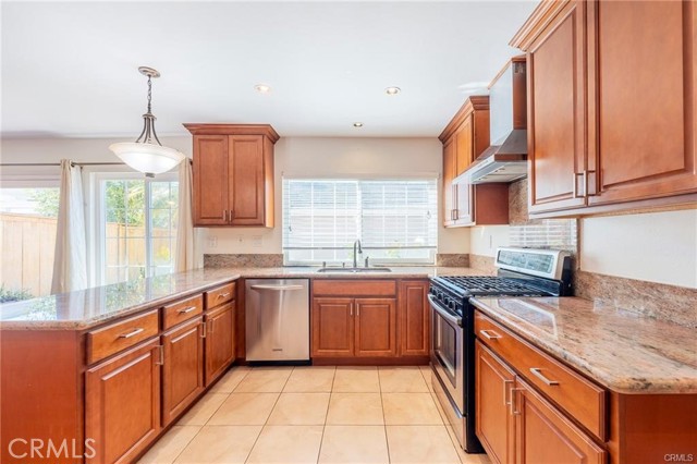 Detail Gallery Image 5 of 40 For 13 W Yale, Irvine,  CA 92604 - 3 Beds | 2/1 Baths