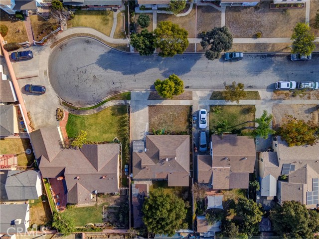 13903 Lefloss Avenue, Norwalk, California 90650, 3 Bedrooms Bedrooms, ,2 BathroomsBathrooms,Single Family Residence,For Sale,Lefloss,PW25014457