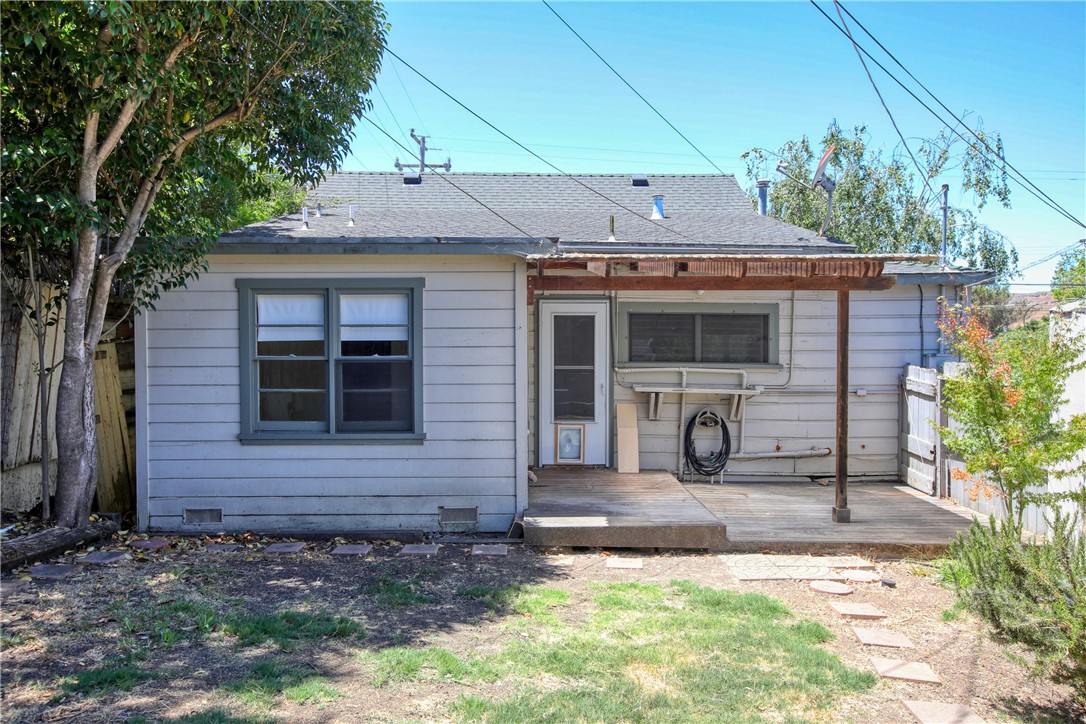 Detail Gallery Image 1 of 1 For 1520 Carmel St, San Luis Obispo,  CA 93401 - 2 Beds | 1 Baths