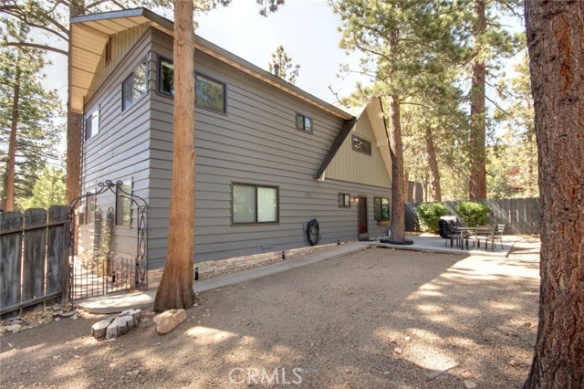 Detail Gallery Image 40 of 45 For 1028 Glen Mountain Rd, Big Bear City,  CA 92314 - 3 Beds | 2 Baths