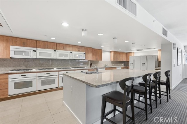 Detail Gallery Image 34 of 42 For 267 S San Pedro #315,  Los Angeles,  CA 90012 - 2 Beds | 2 Baths