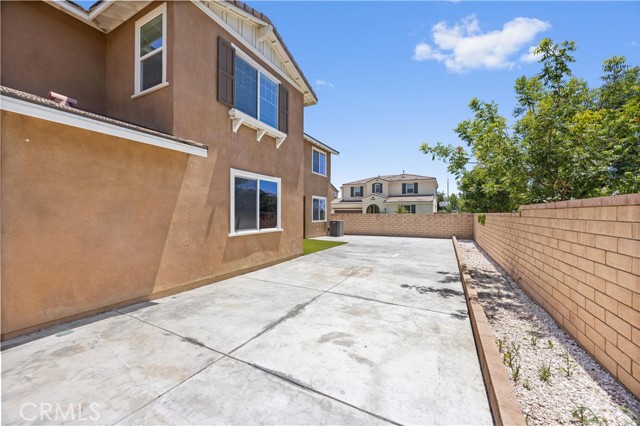 4132 S Canal Way, Ontario CA: https://media.crmls.org/medias/a2b27409-55fa-4a4c-89e8-b591b1f792f2.jpg