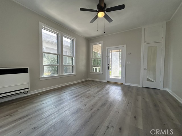 120 W Olive Avenue, Redlands CA: https://media.crmls.org/medias/a2b30759-d7bc-4fd1-bc07-735b339de0e0.jpg
