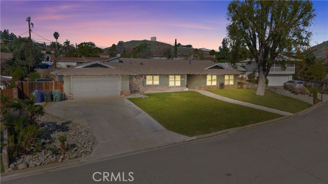 Image 40 of 41 For 7171 Font Avenue