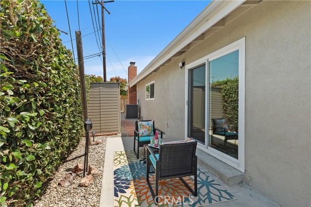 1837 N Studebaker Road, Long Beach CA: https://media.crmls.org/medias/a2b6bc03-19b7-4393-a9c7-bf24b401e0a3.jpg