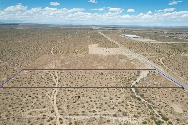 Detail Gallery Image 4 of 32 For 17374 Koala Rd, Adelanto,  CA 92301 - – Beds | – Baths