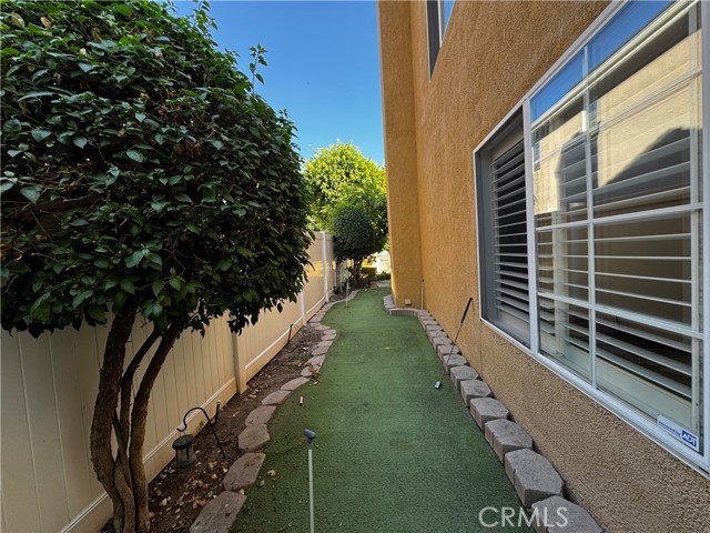 Detail Gallery Image 71 of 75 For 10 Ivy Lane, Irvine,  CA 92602 - 4 Beds | 2/1 Baths