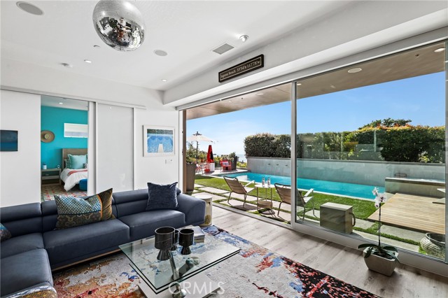 Detail Gallery Image 36 of 73 For 1088 Del Mar Ave, Laguna Beach,  CA 92651 - 4 Beds | 4/1 Baths