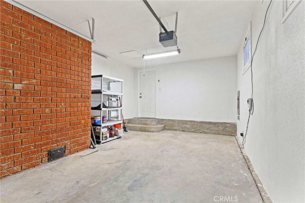 MLS #OC25271228 image #24