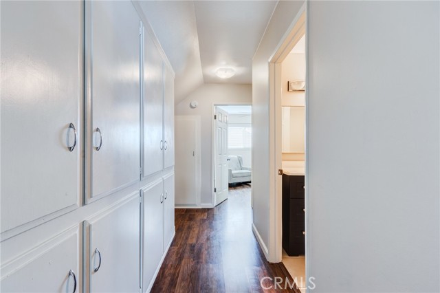 395 E Monterey Road, Corona CA: https://media.crmls.org/medias/a2b7ac16-d5a1-48ed-bdbb-d2d058fdbf87.jpg