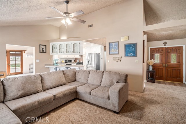 Detail Gallery Image 5 of 45 For 21766 Fox Ct, Tehachapi,  CA 93561 - 3 Beds | 2 Baths