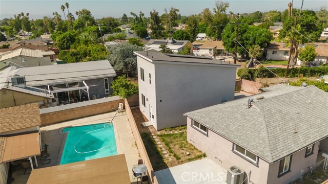 9707 Willis Avenue photo 37