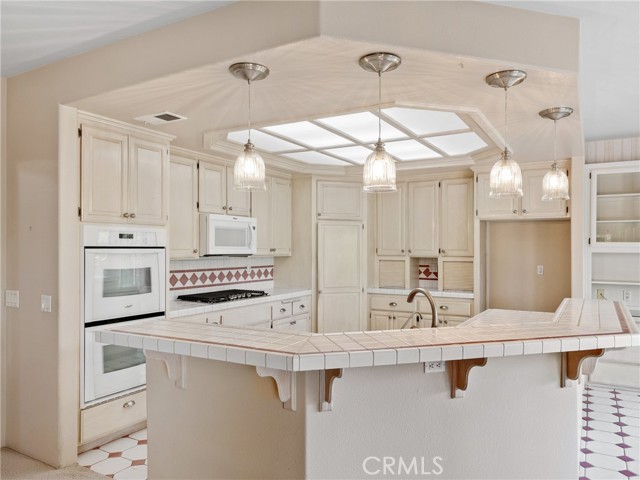 12665 Spring Valley, Victorville CA: https://media.crmls.org/medias/a2b84c4e-97c5-48f6-92f3-f89b5a091c0d.jpg