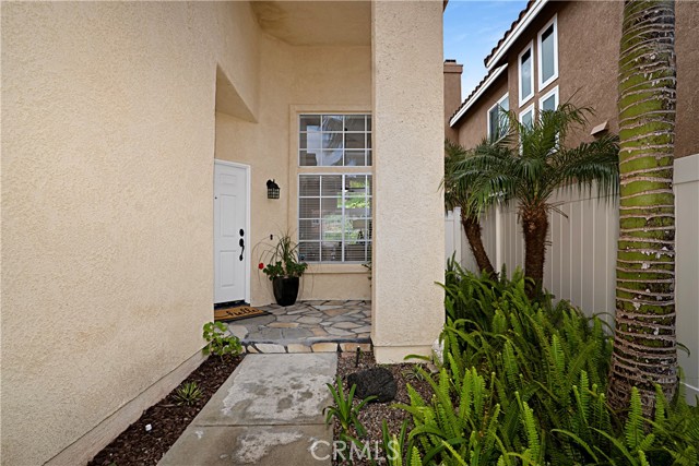 Detail Gallery Image 4 of 27 For 1226 via Angelica, Vista,  CA 92081 - 3 Beds | 2/1 Baths