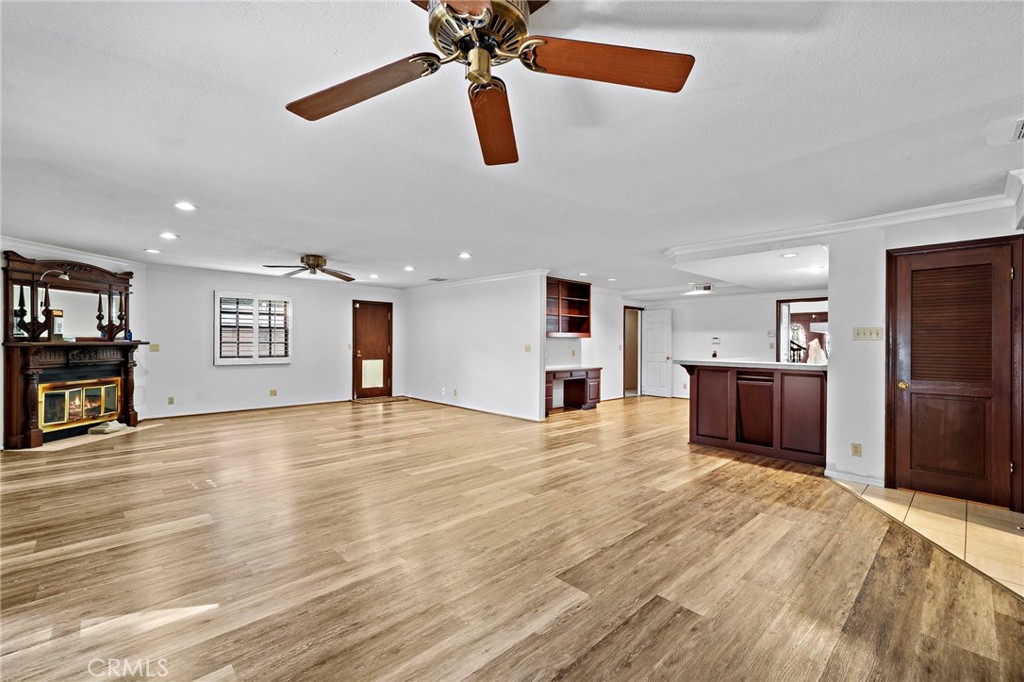 MLS #OC25258635 image #17