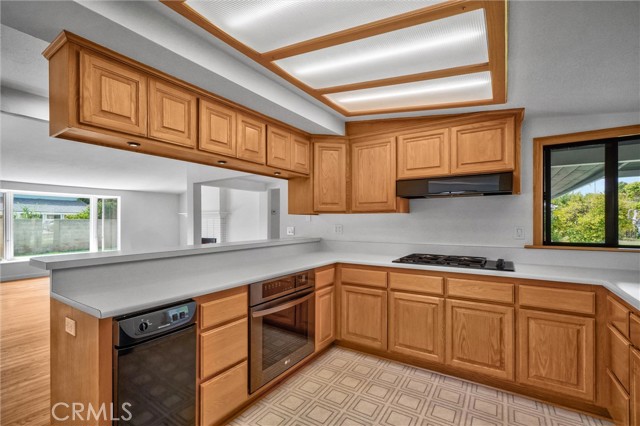 14141 Clarissa Lane, North Tustin CA: https://media.crmls.org/medias/a2b9a426-a303-4eaf-b288-c3c5ed6f5500.jpg