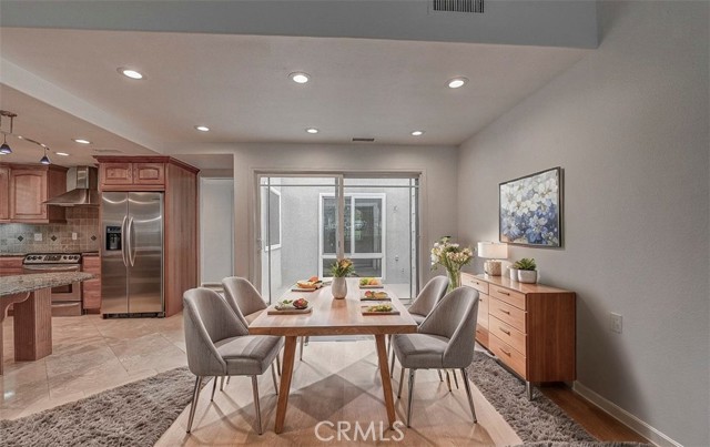241 Calle Aragon, Laguna Woods CA: https://media.crmls.org/medias/a2b9fc44-8eb4-47bc-b34d-5a648c4368a9.jpg