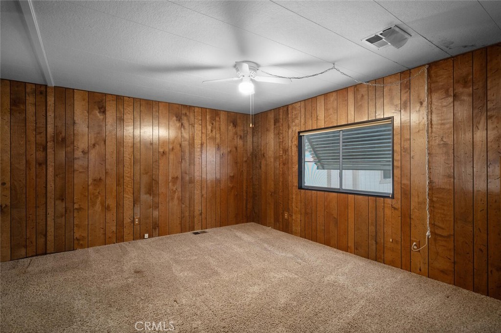 https://media.crmls.org/medias/a2ba375a-c402-40bd-81b6-954a0d010724.jpg?preset=X-Large