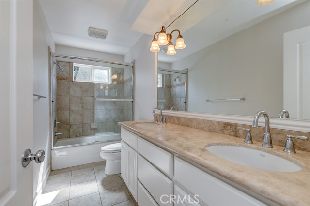 Detail Gallery Image 10 of 36 For 1726 Carlson Ln, Redondo Beach,  CA 90278 - 3 Beds | 2/1 Baths