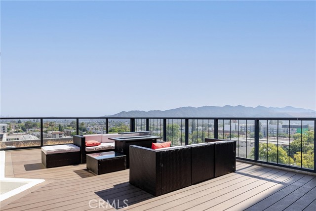 343 Pioneer Drive, Glendale CA: https://media.crmls.org/medias/a2bc7743-e338-449b-99ec-652de54f557e.jpg