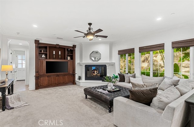 Detail Gallery Image 33 of 75 For 26012 Horseshoe Cr, Laguna Hills,  CA 92653 - 5 Beds | 5/1 Baths
