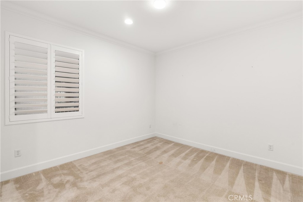 MLS #OC25242083 image #18