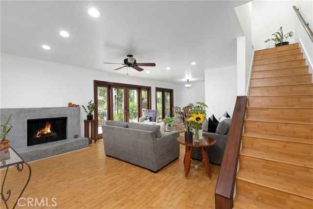 Detail Gallery Image 5 of 36 For 1956 Flamingo Dr, Costa Mesa,  CA 92626 - 4 Beds | 3 Baths