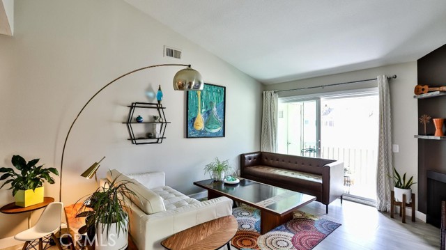 Detail Gallery Image 6 of 66 For 23413 Cambridge Rd #193,  Yorba Linda,  CA 92887 - 2 Beds | 2 Baths