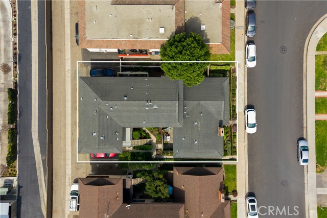 Detail Gallery Image 5 of 7 For 17021 Pinehurst, Huntington Beach,  CA 92647 - – Beds | – Baths