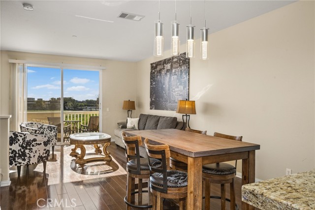 Detail Gallery Image 5 of 45 For 1415 Abelia, Irvine,  CA 92606 - 3 Beds | 3 Baths