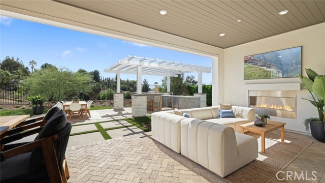 Detail Gallery Image 12 of 38 For 21396 Mar Vista, Yorba Linda,  CA 92887 - 5 Beds | 5/2 Baths