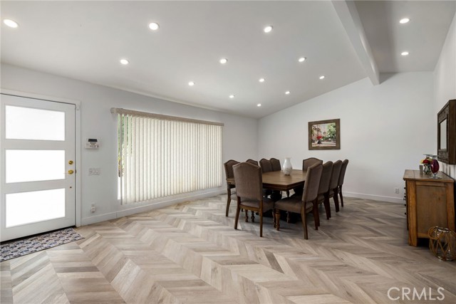 Detail Gallery Image 12 of 51 For 2303 N Magnolia, Palm Springs,  CA 92262 - 4 Beds | 2 Baths