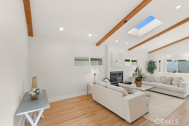 16914 Flanders, Granada Hills CA: https://media.crmls.org/medias/a2c24f33-5cdb-4baa-867c-78b7861e1c77.jpg