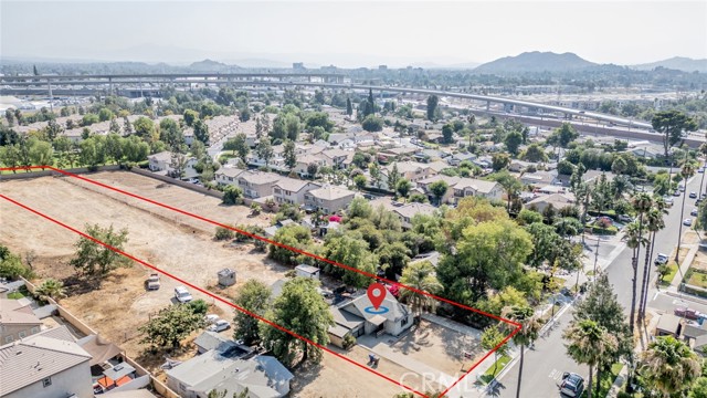 1964 Marlborough Avenue, Riverside CA: https://media.crmls.org/medias/a2c3e645-4663-4c9b-afa5-9e99329d156d.jpg