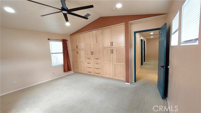 21107 Oakleaf Canyon Drive, Newhall CA: https://media.crmls.org/medias/a2c40059-6be7-4d93-85ef-d64729e82c26.jpg