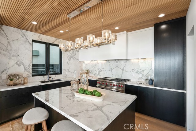 Detail Gallery Image 7 of 30 For 5007 Seashore, Newport Beach,  CA 92663 - 3 Beds | 2/2 Baths