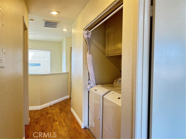 Detail Gallery Image 12 of 27 For 567 Springbrook, Irvine,  CA 92614 - 3 Beds | 2/1 Baths