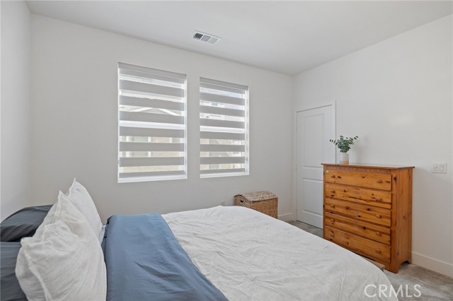 Detail Gallery Image 21 of 57 For 236 Yerba, Irvine,  CA 92618 - 4 Beds | 3/1 Baths