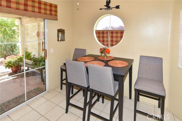 Detail Gallery Image 19 of 43 For 11610 Oak St, Apple Valley,  CA 92308 - 2 Beds | 2 Baths