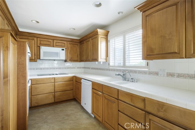 427 Avenue F, Redondo Beach, California 90277, 5 Bedrooms Bedrooms, ,3 BathroomsBathrooms,Residential,Sold,Avenue F,SB22072867