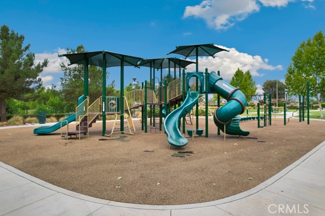 26355 Rim Creek, Menifee CA: https://media.crmls.org/medias/a2c5b2be-efb6-4611-bf12-66a3f7db0f2c.jpg