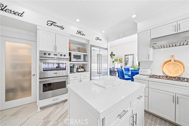 2 Corsica, Laguna Niguel CA: https://media.crmls.org/medias/a2c659e2-affc-4ff7-a622-053e4698853b.jpg