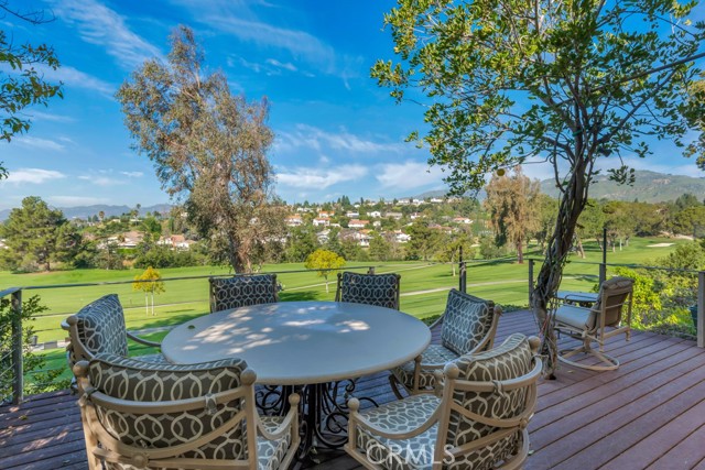 Detail Gallery Image 22 of 50 For 11431 Porter Valley, Porter Ranch,  CA 91326 - 3 Beds | 2 Baths