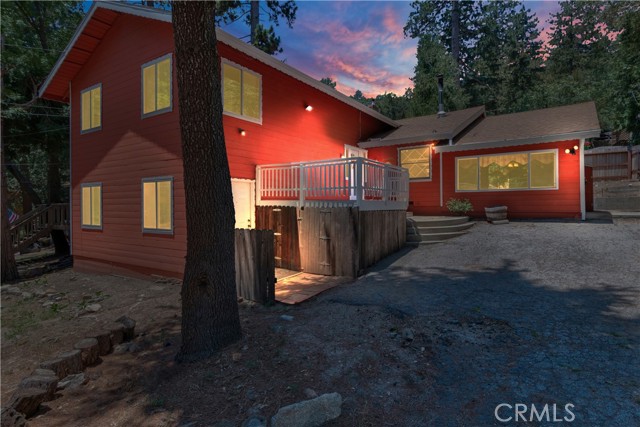 5940 Lake Drive, Angelus Oaks CA: https://media.crmls.org/medias/a2c73119-8942-419c-b06f-378a987ed4da.jpg