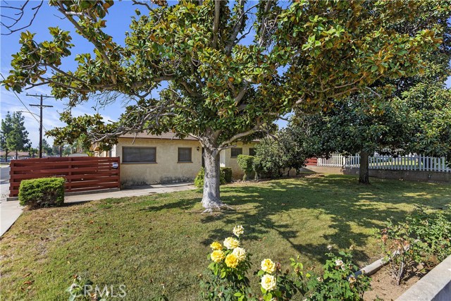 7616 Bolton Ave, Riverside, CA 92503