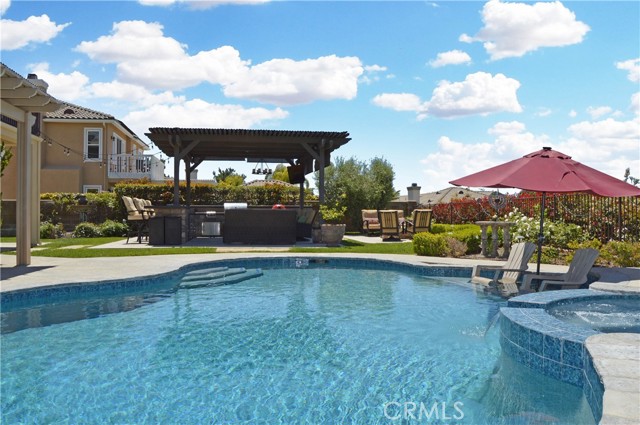 Detail Gallery Image 3 of 75 For 13622 Canyon Crest Rd, Yucaipa,  CA 92399 - 5 Beds | 3 Baths