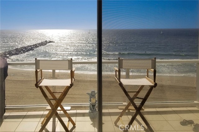 Detail Gallery Image 6 of 16 For 615 Esplanade #302,  Redondo Beach,  CA 90277 - 1 Beds | 1 Baths